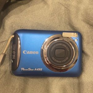 Power shot A495 canon camera